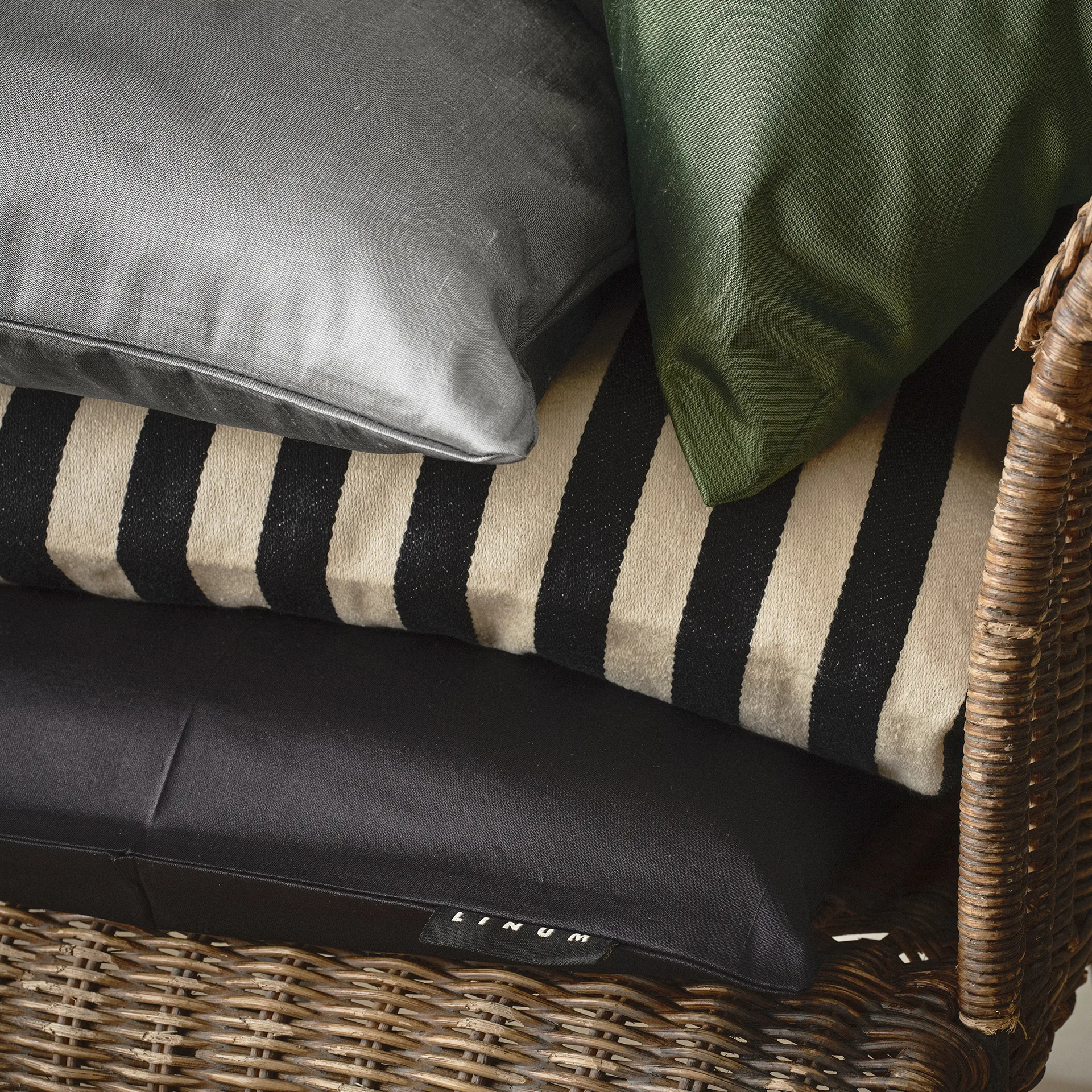 Amalfi kussenhoes 35x50 cm, Diep smaragdgroen Linum