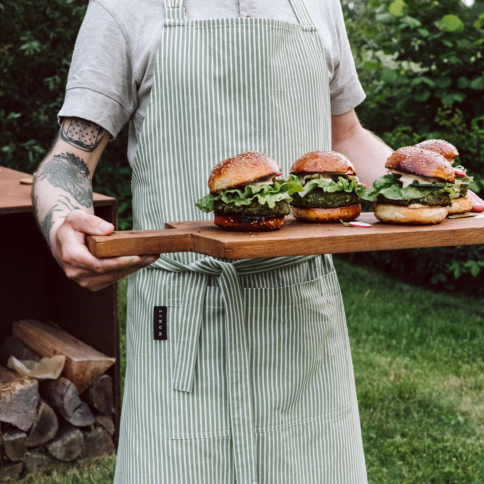 Emma schort, Mosgroen Linum