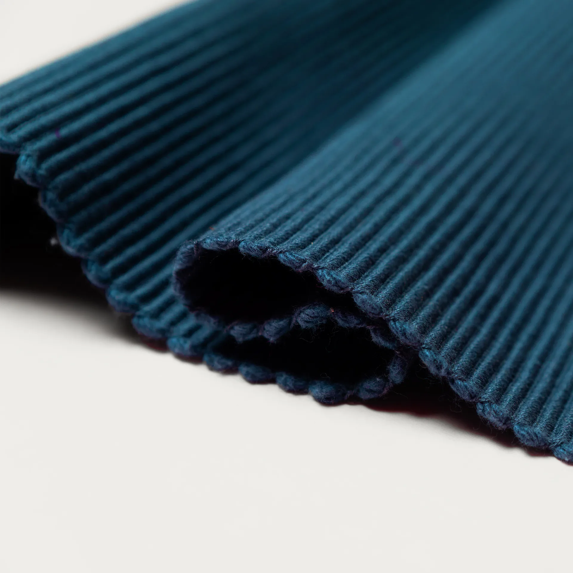 Uni tafelloper 45x150 cm, Indigoblauw Linum