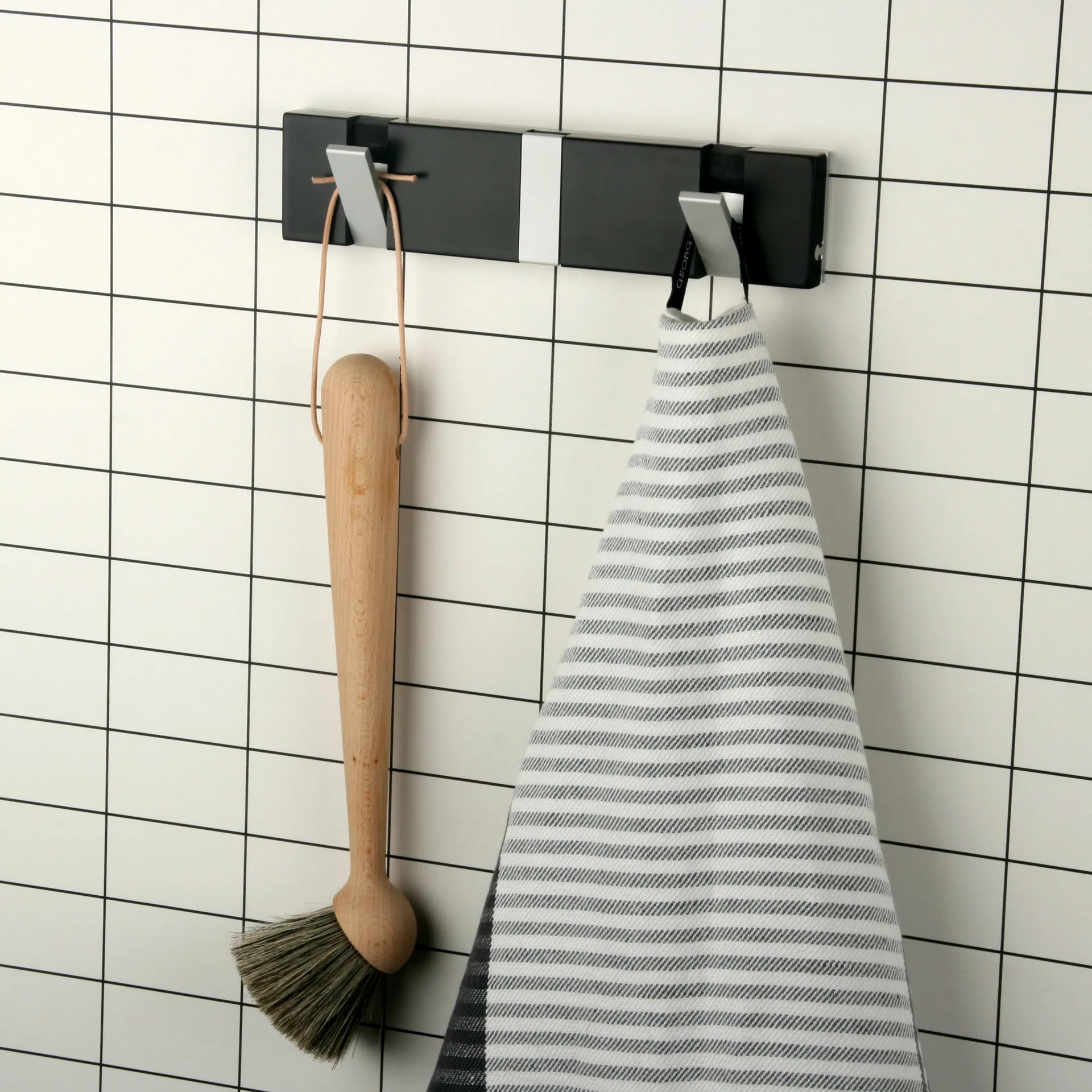 Loca Knax hanger 20 cm composiet, zwart LoCa