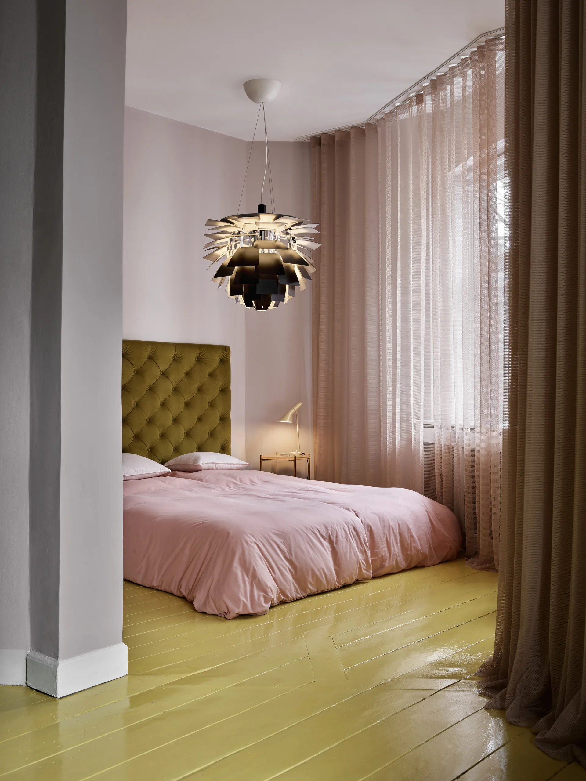 AJ MINI tafellamp, Warm sand Louis Poulsen