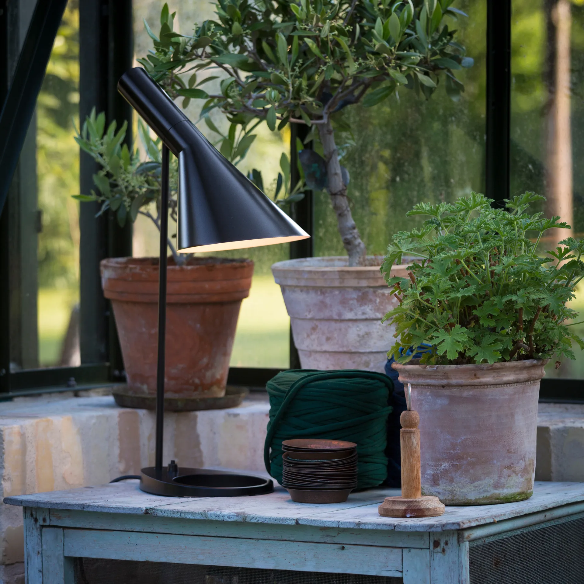 AJ tafellamp, Zwart Louis Poulsen