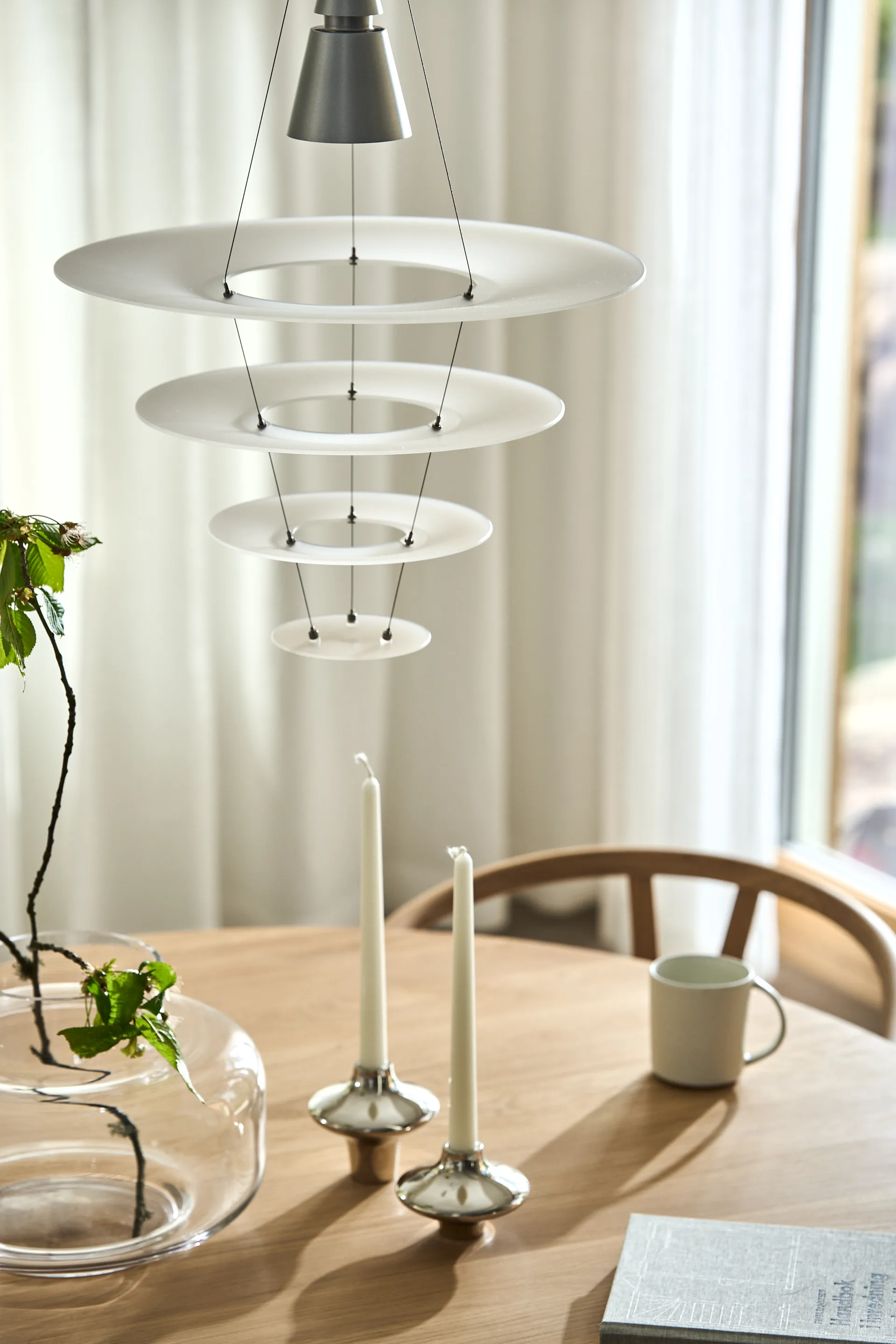 Enigma 425 hanglamp, Wit Louis Poulsen