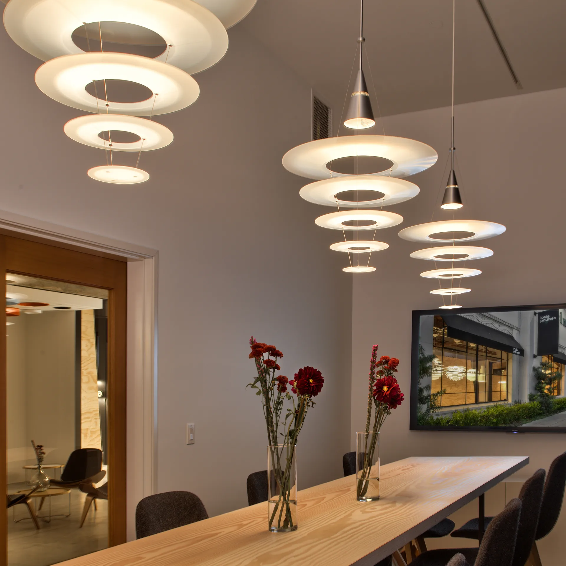 Enigma 545 hanglamp, Wit Louis Poulsen