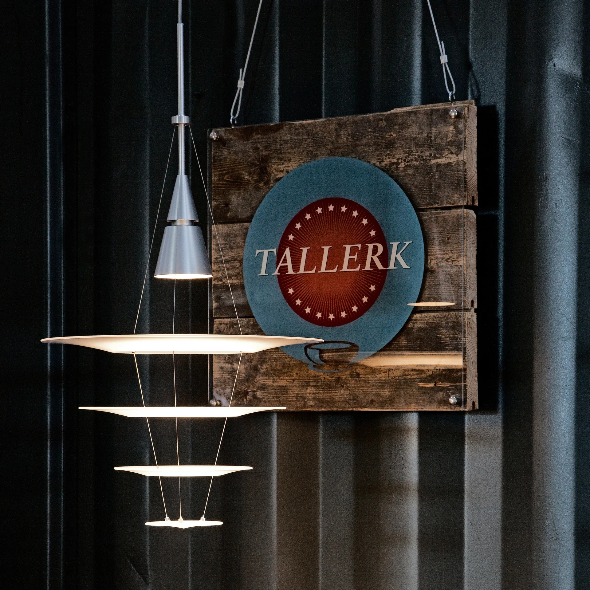 Enigma 825 hanglamp, Zwart, LED Louis Poulsen