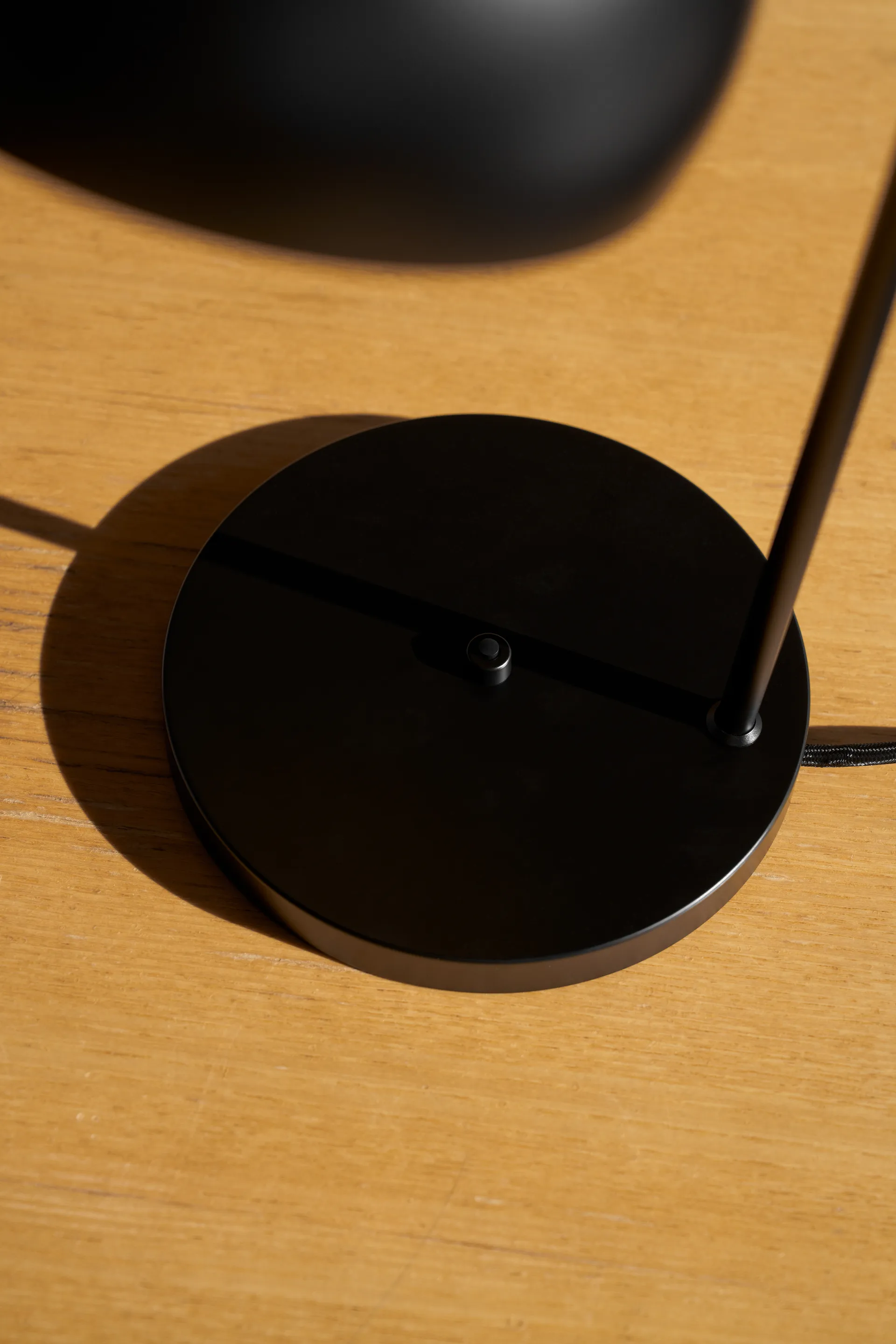 FJ Elements tafellamp Ø17,5 cm, Black Louis Poulsen