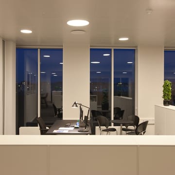 NJP tafellamp - Zwart - Louis Poulsen