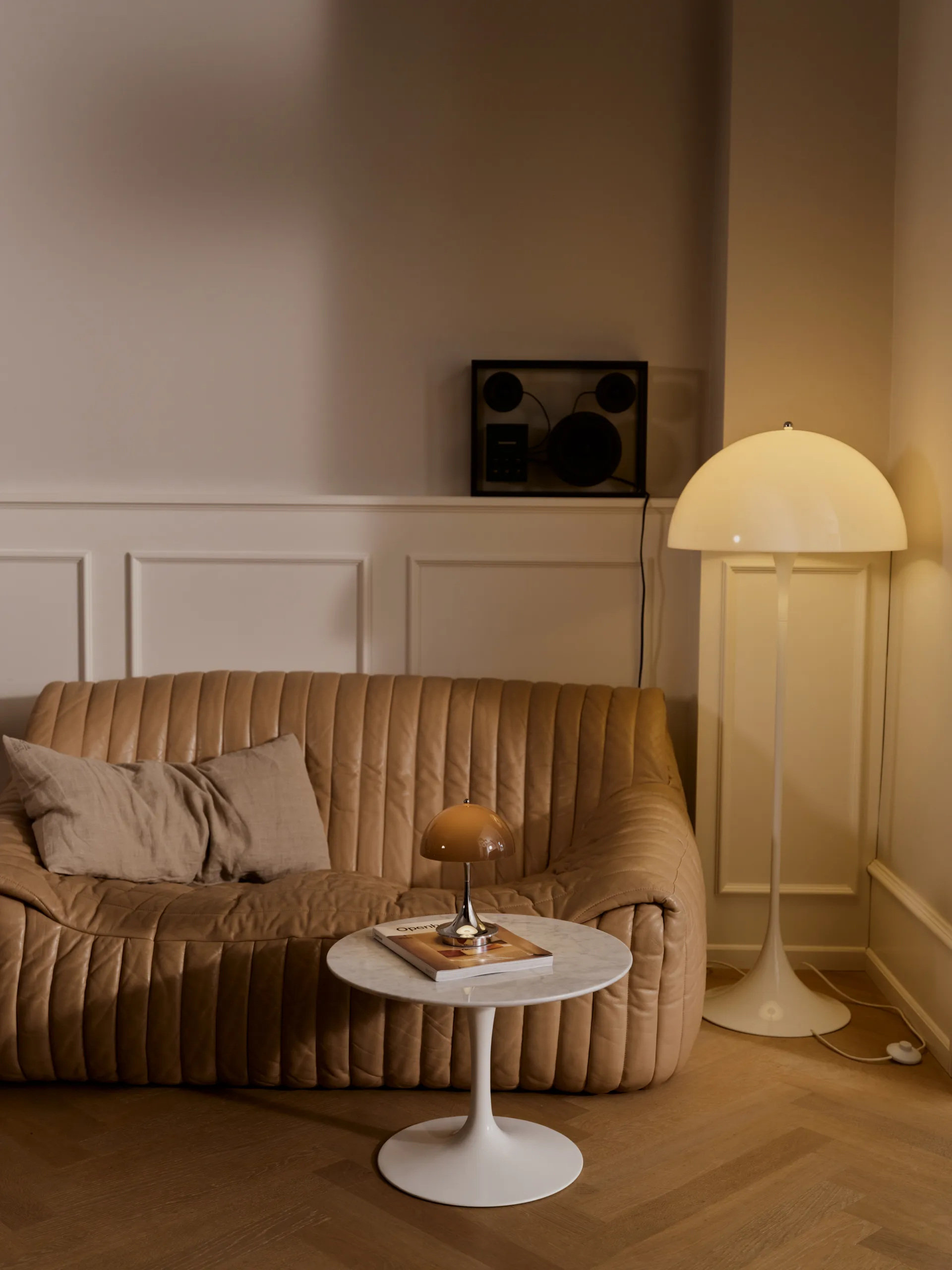 Panthella 160 Portable v3 tafellamp, Original Opal Brown Louis Poulsen