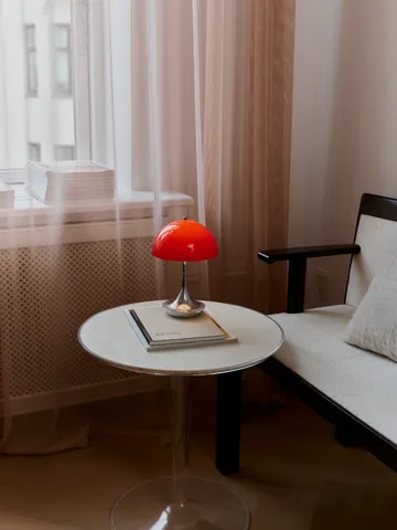 Panthella 160 Portable v3 tafellamp - Original Opal Red - Louis Poulsen