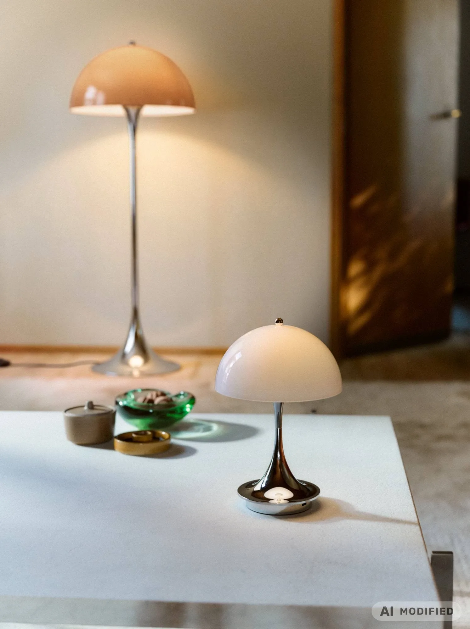 Panthella 500 vloerlamp, Original opal brown Louis Poulsen