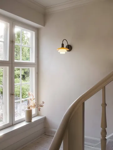 PH 2/2 Centenary Edition wandlamp - Amber-opaal wit, stekker - Louis Poulsen