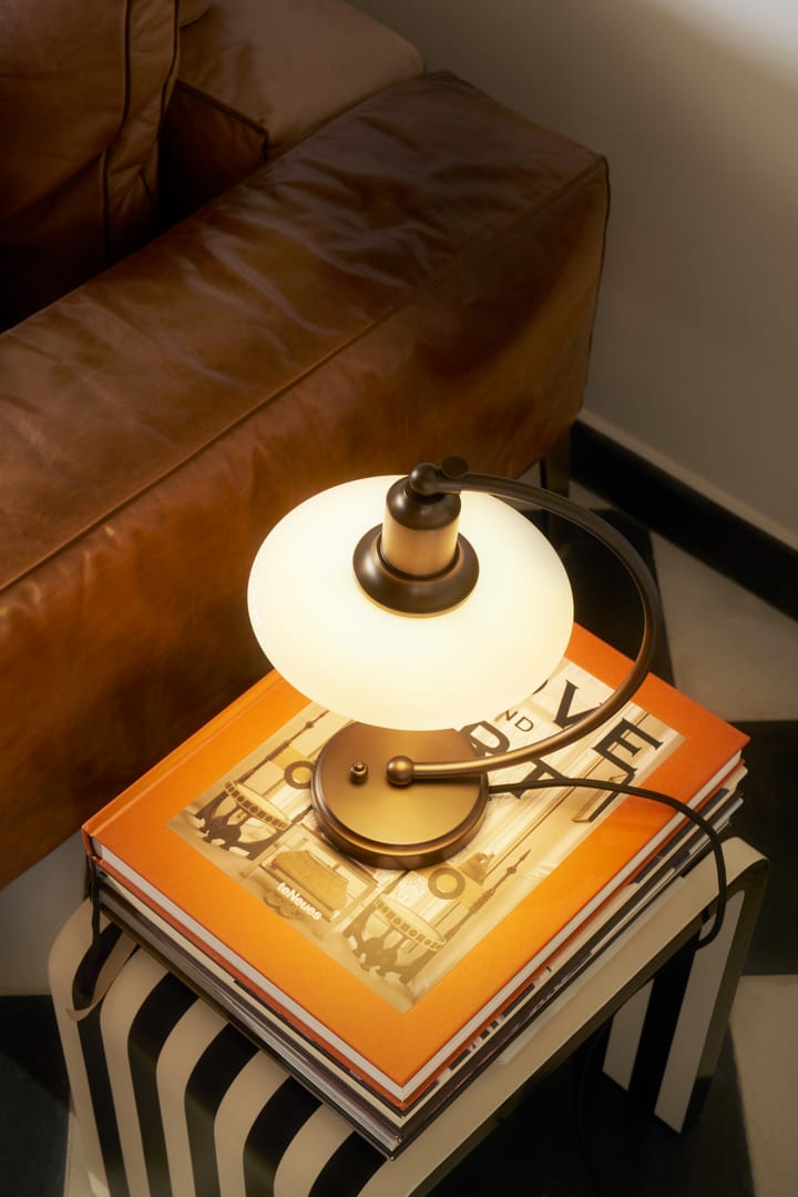 PH 2/2 Luna tafellamp, Aged brass-opaalglas Louis Poulsen
