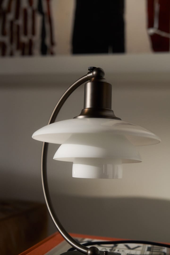 PH 2/2 Luna tafellamp, Aged brass-opaalglas Louis Poulsen