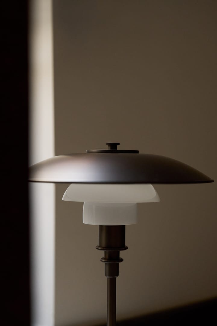 PH 3/2 Luna tafellamp, Aged brass-opaalglas Louis Poulsen