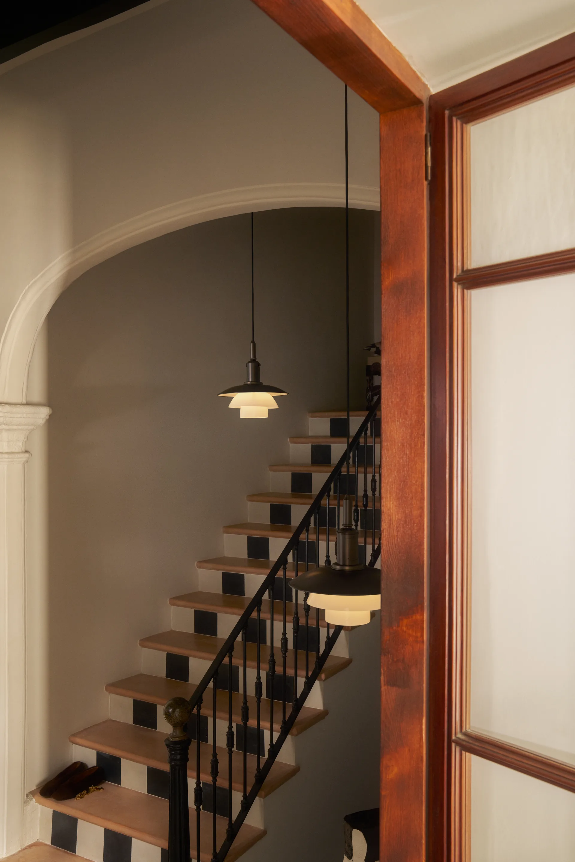 PH 3/3 Luna hanglamp, Aged brass-opaalglas Louis Poulsen