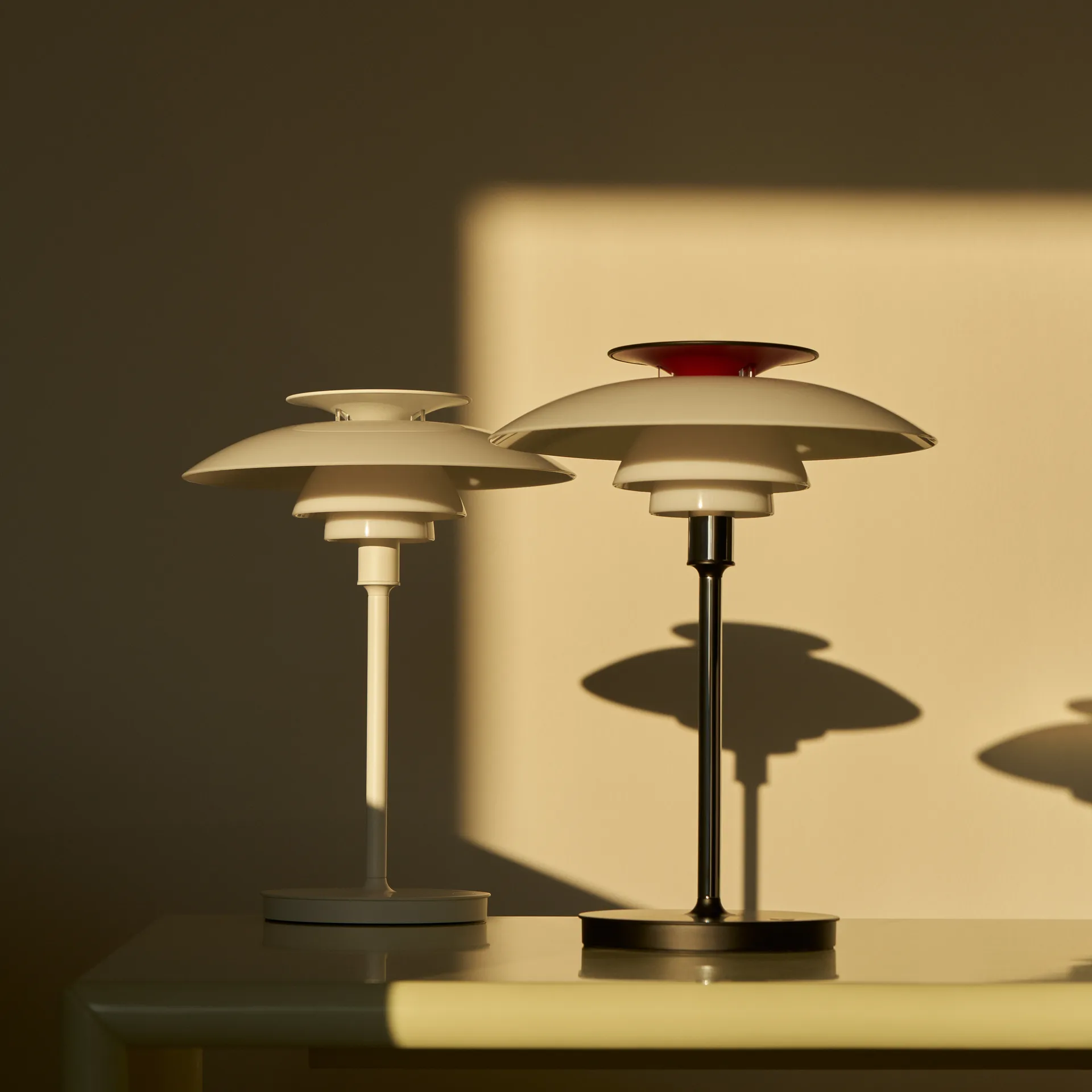 PH 80 draagbare tafellamp, Wit opaal, chroomgeplateerd Louis Poulsen