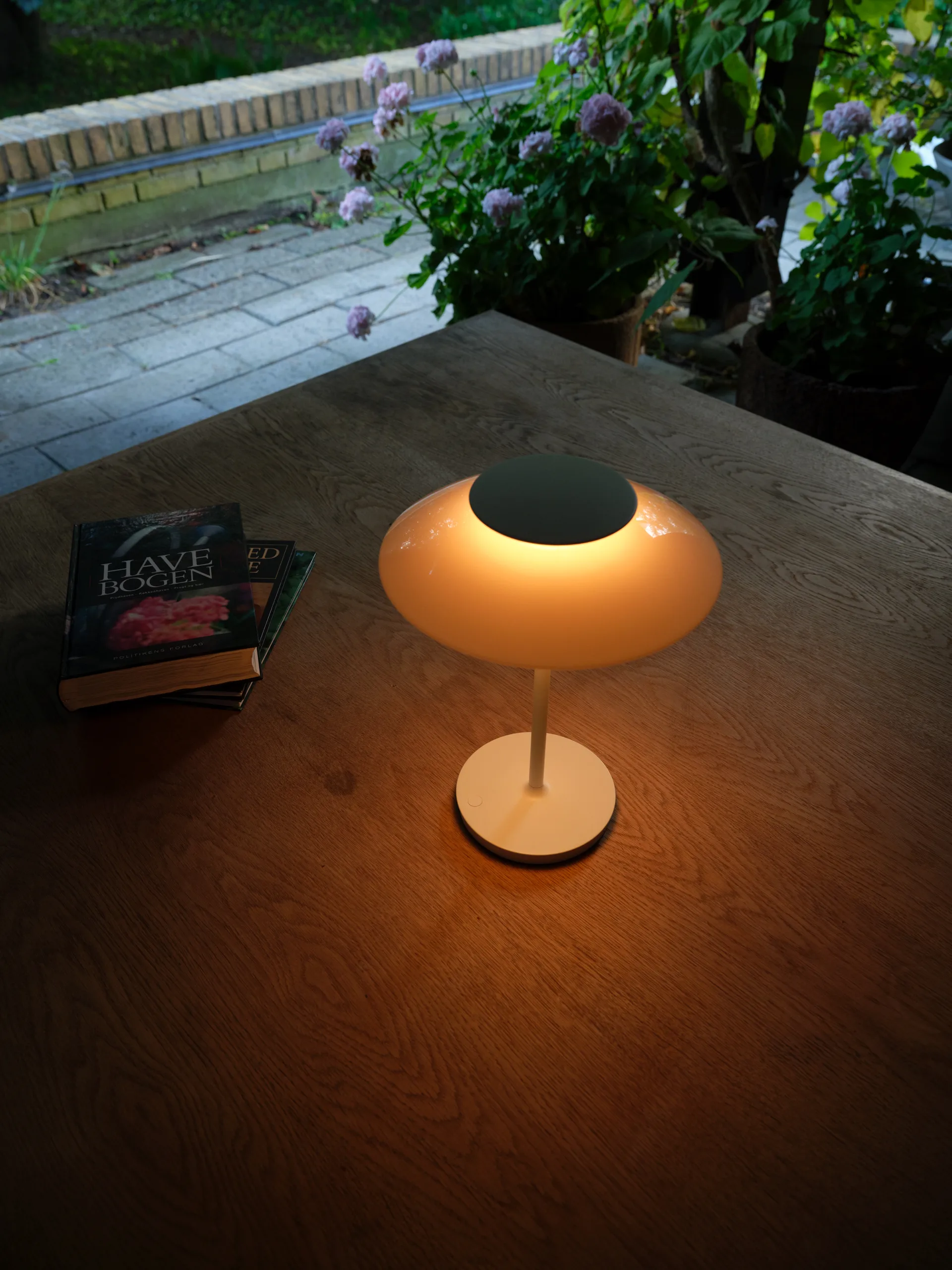 PH 80 draagbare tafellamp, Wit opaal, wit Louis Poulsen