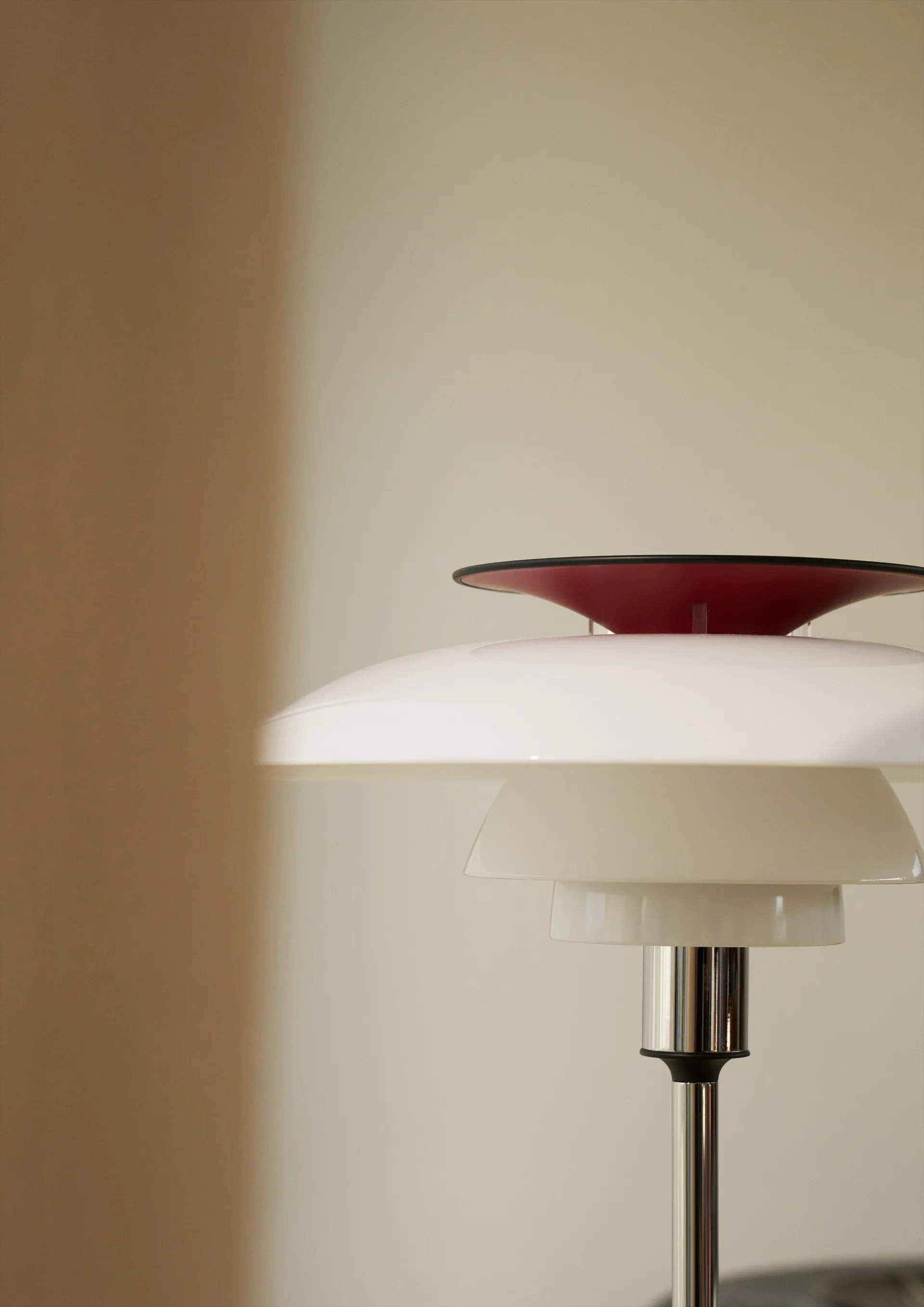 PH 80 tafellamp, Wit opaal, chroomgeplateerd Louis Poulsen