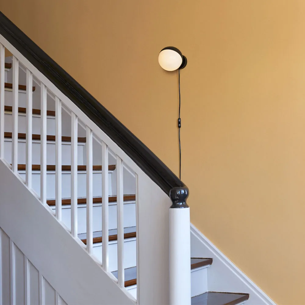 VL Studio wandlamp, Zwart Louis Poulsen