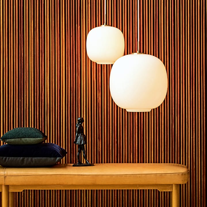 VL45 Radiohus LED hanglamp groot, Brass-white opal glass Louis Poulsen