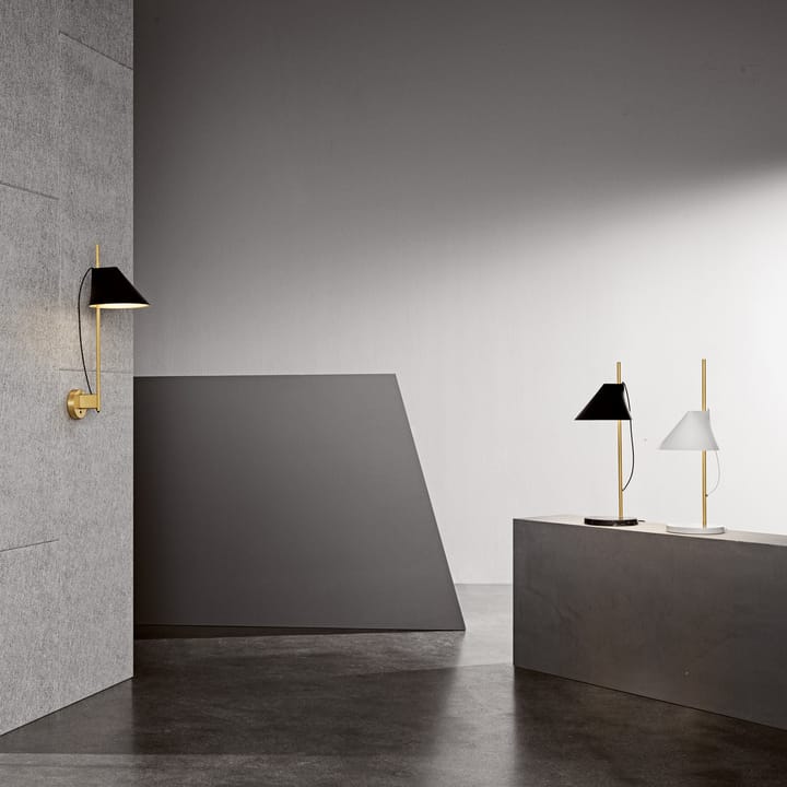 Yuh muurlamp, Zwart-messing Louis Poulsen