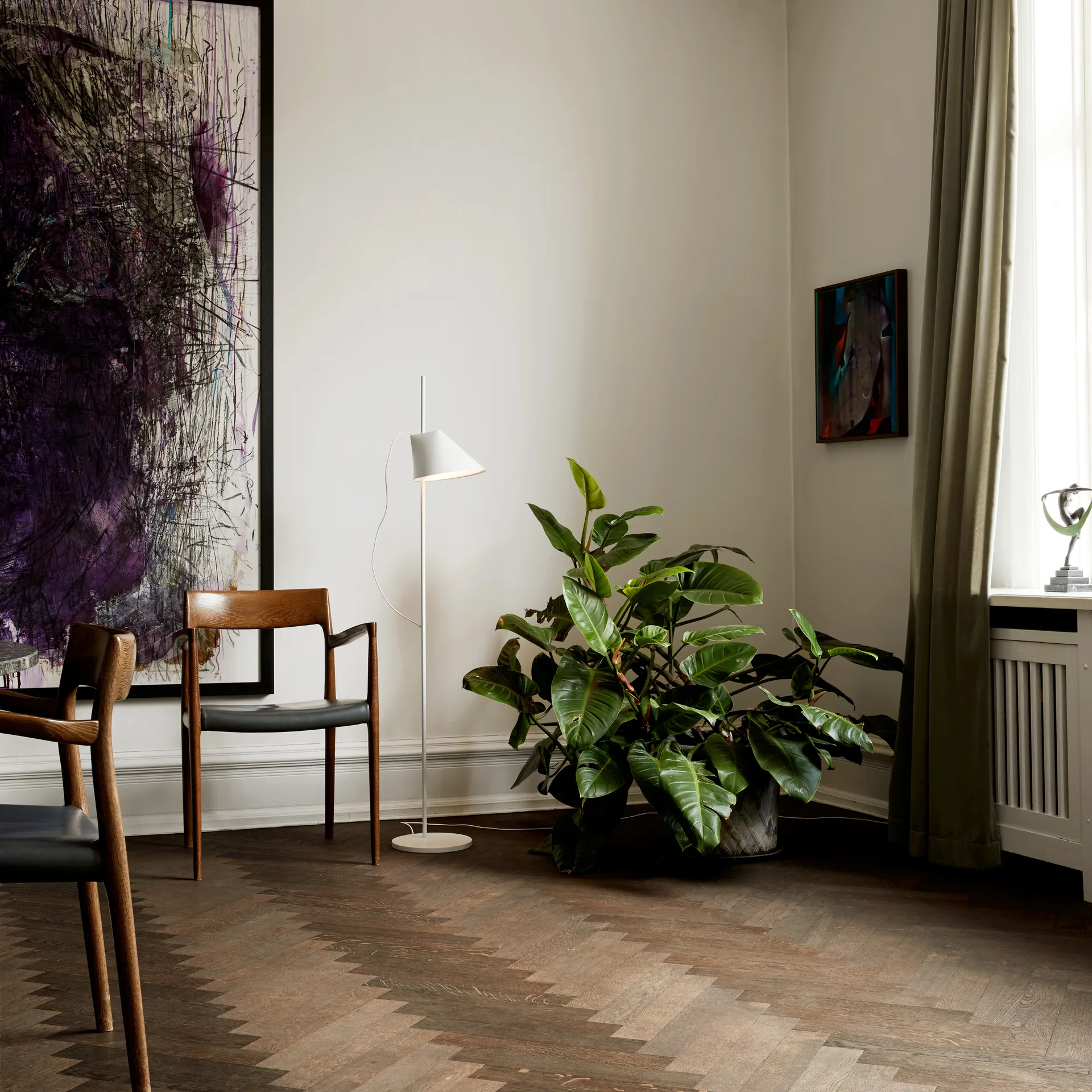 Yuh vloerlamp, Wit Louis Poulsen