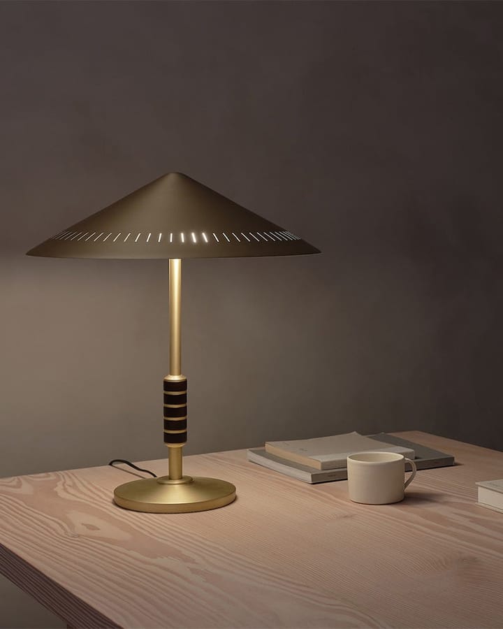 Governor 250 tafellamp, Brass-walnut LYFA