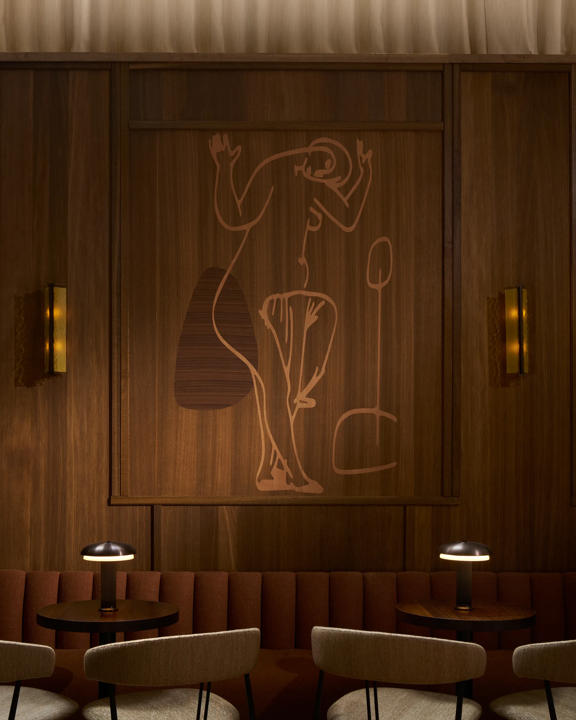 Noote tafellamp draagbaar, Brons LYFA