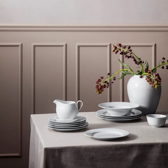 Rhombe bord wit, Ø 23 cm Lyngby Porcelæn