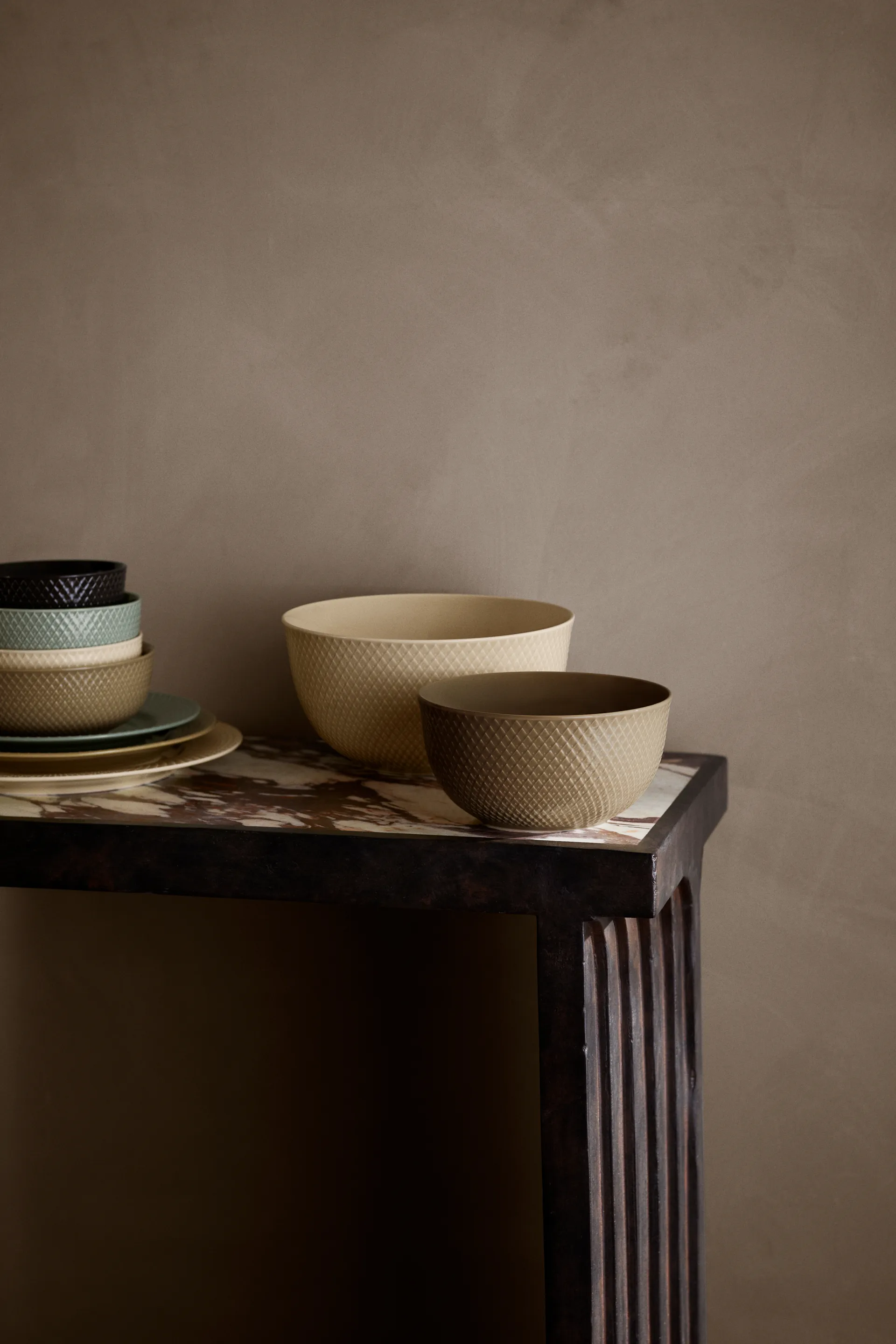 Rhombe serveerschaal Ø22 cm, Marble Lyngby Porcelæn