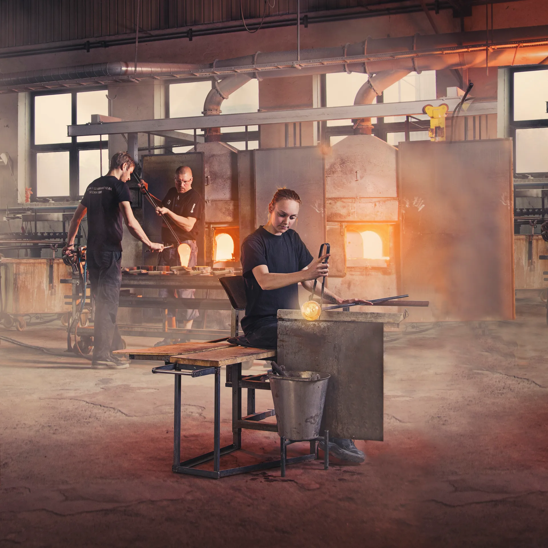 Ideo Masq Ltd Ed 299ex glazen sculptuur, Goud Målerås Glasbruk