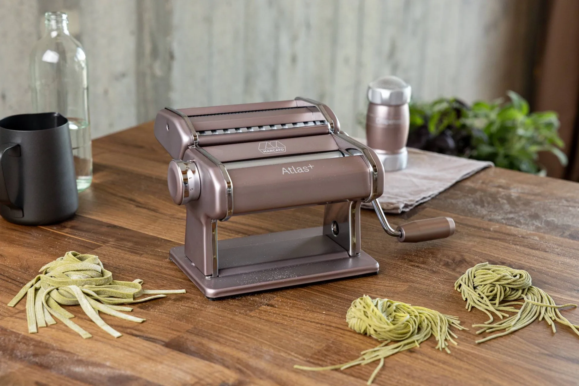 Marcato Atlas 150+ pastamachine, Powder roze Marcato