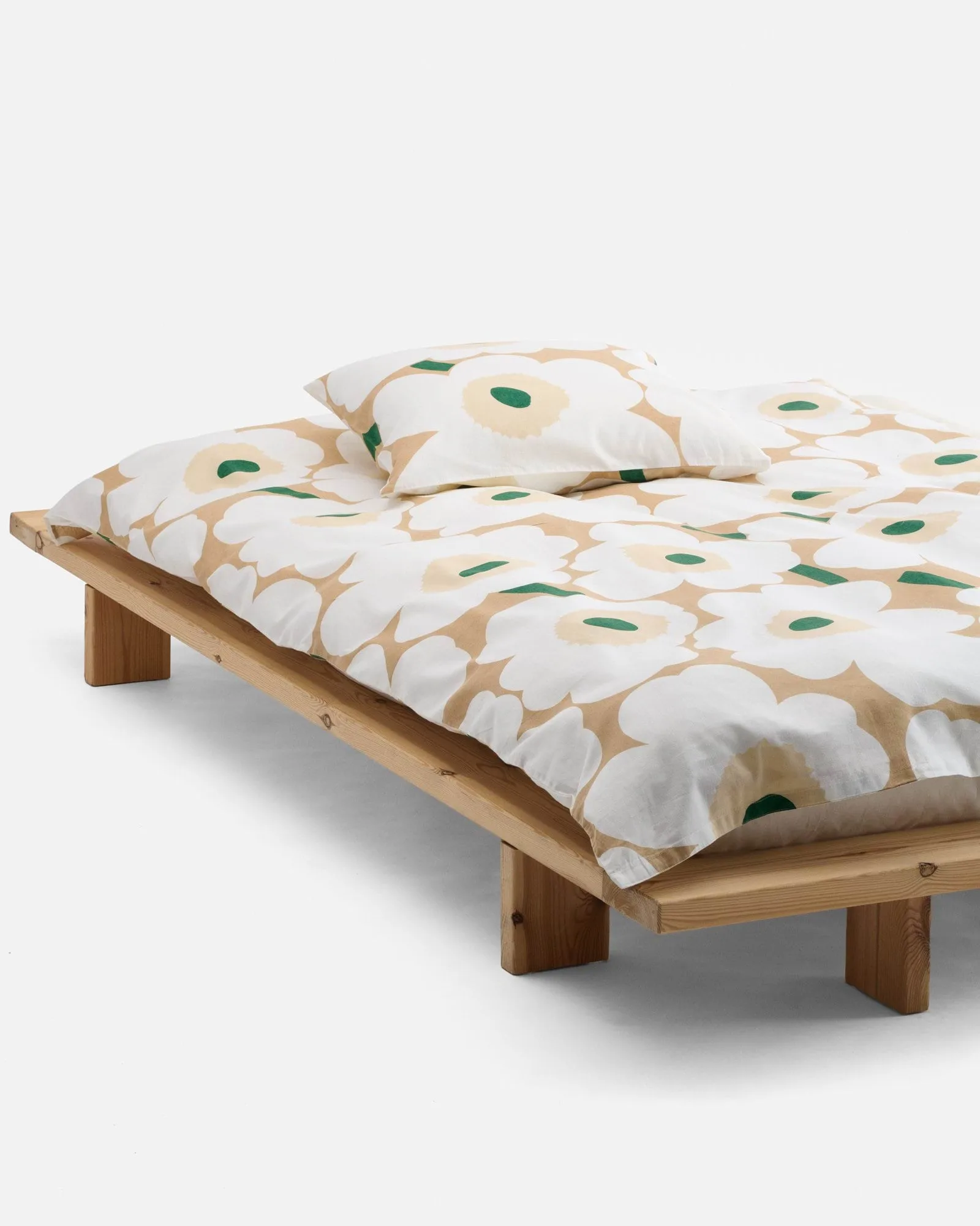 Unikko dekbedovertrek 150x210 cm, Sand-off white-hay-emerald Marimekko