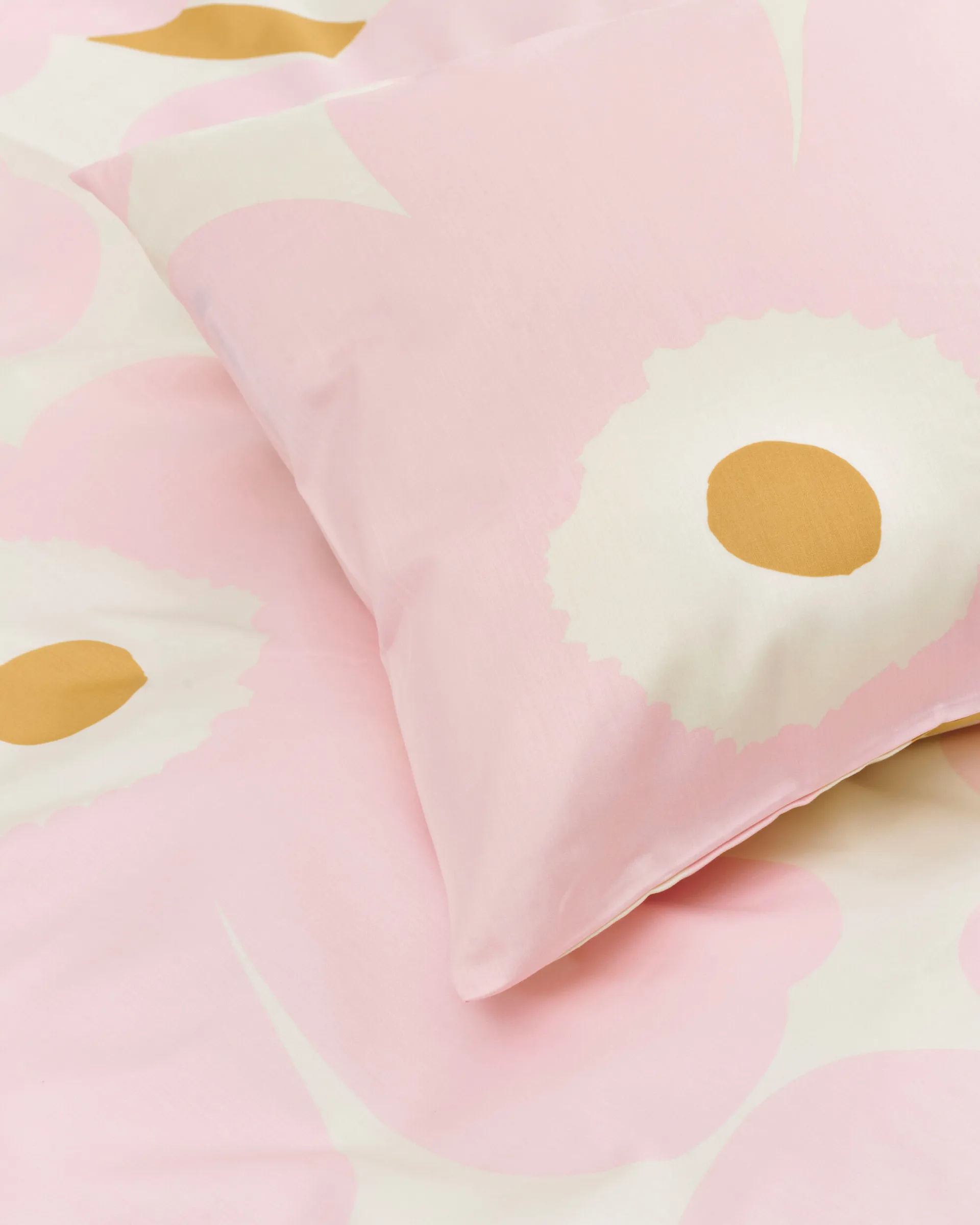 Unikko dekbedovertrekset 150x210 cm + 50x60 cm, White-light pink-beige Marimekko