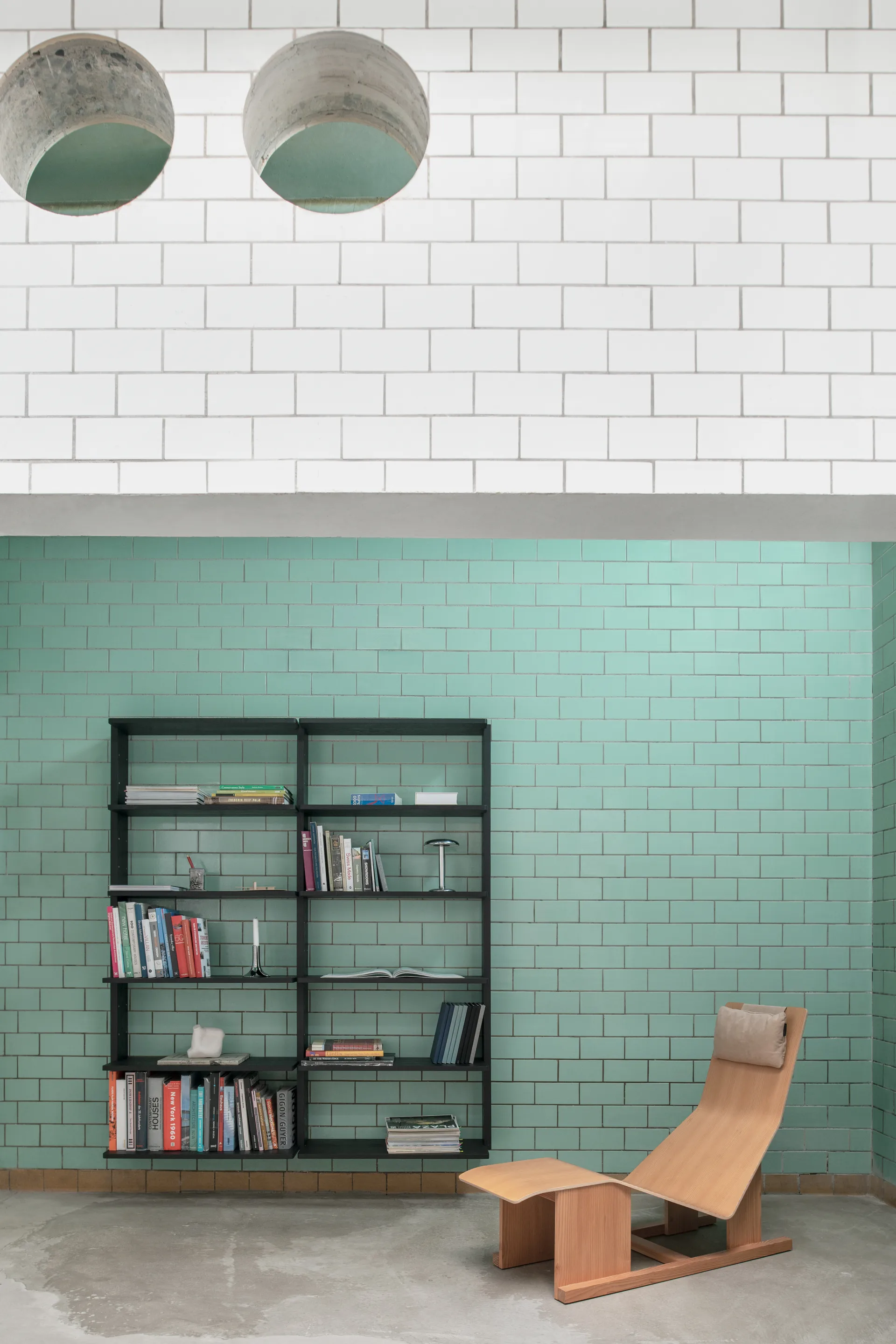 Gridlock - T2-A12-0 wandrek, Black stained Ash Massproductions