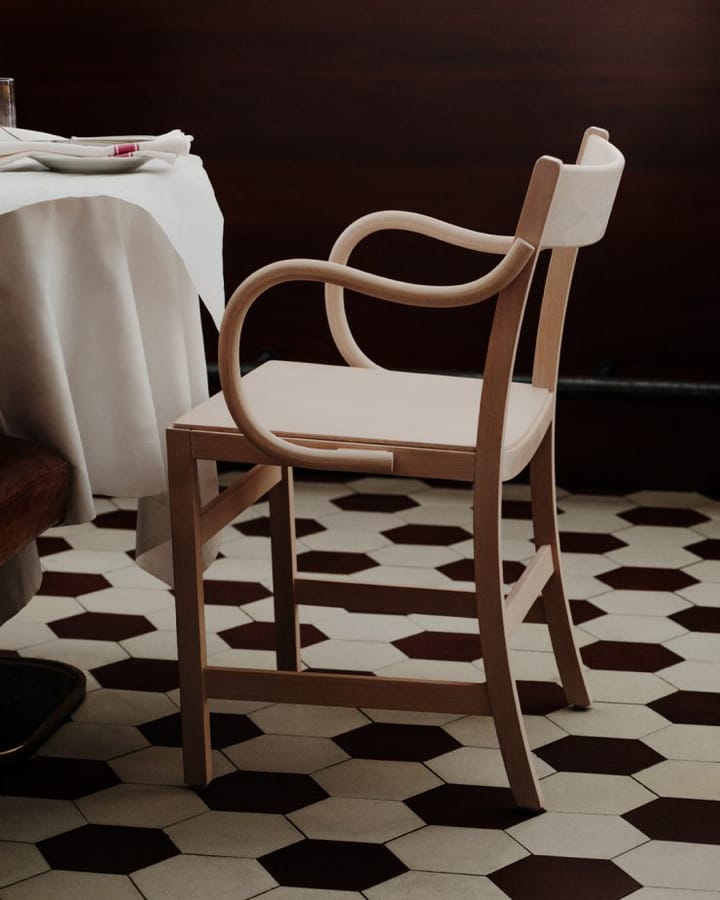 Waiter XL fauteuil, Wit geolied beukenhout Massproductions