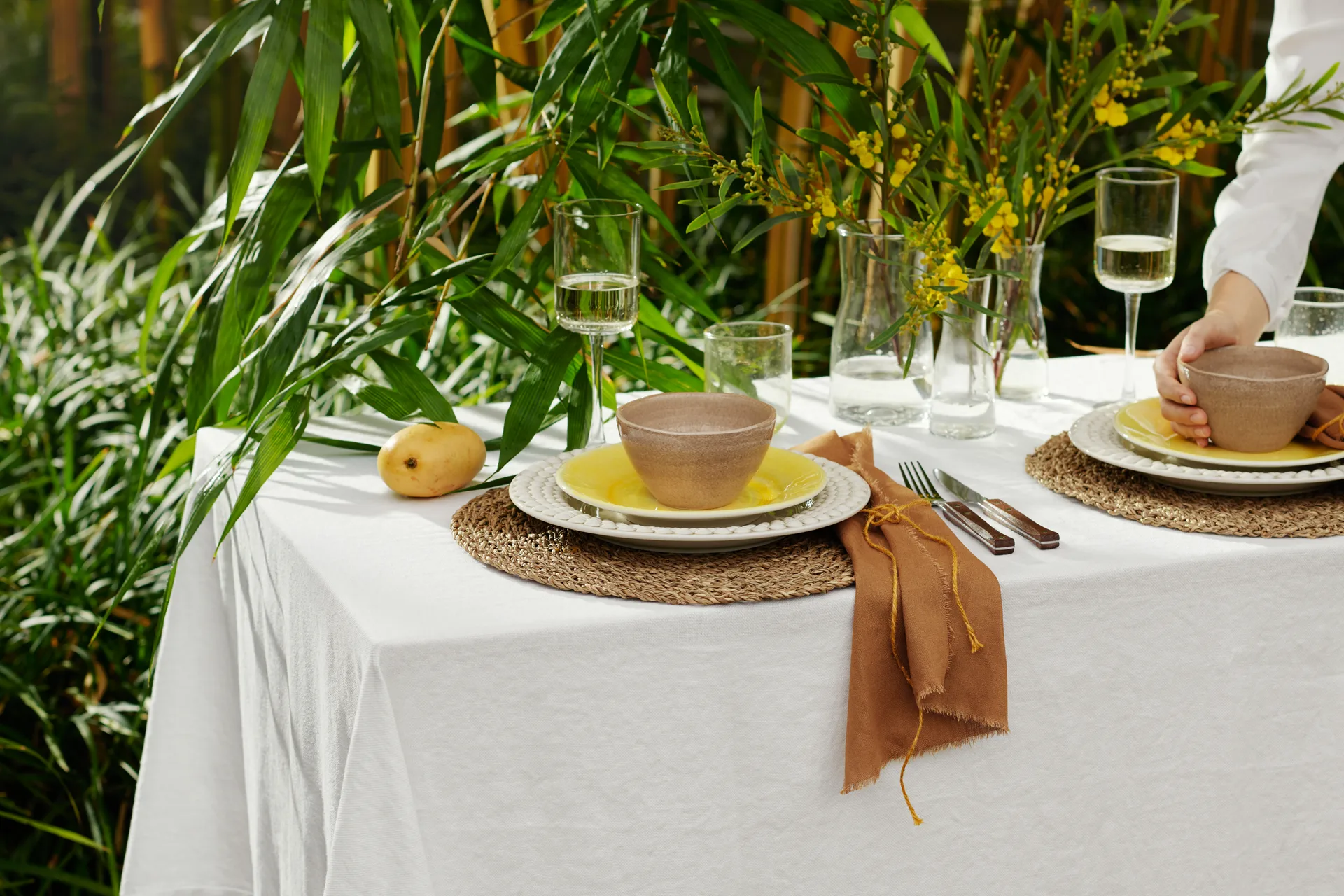 Bubbles bord, 28 cm, Wit Mateus