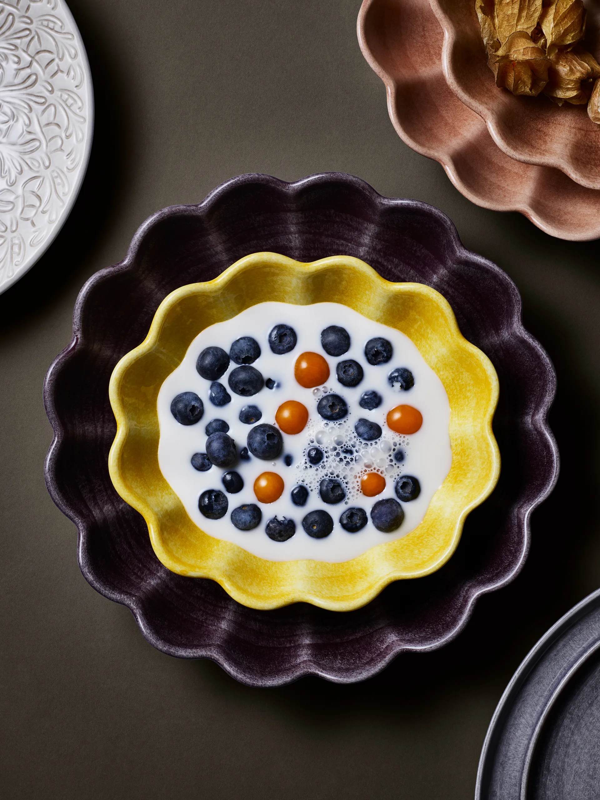 Oyster schaal Ø24 cm, Donkerpaars Mateus