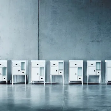 Abisko hoge poot nachtkastje - gemengde houtsoorten, blad van beton - Mavis