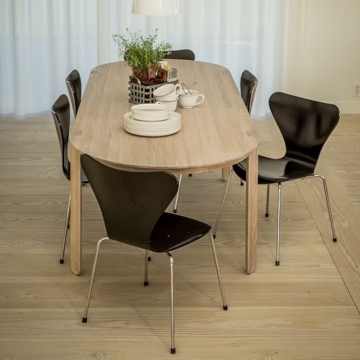 Amor eettafel, eik witgepigmenteerde hardwaxolie Mavis