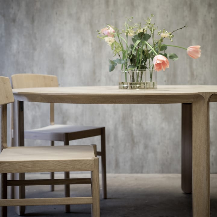 Amor eettafel rond, eik witgepigmenteerde hardwaxolie Mavis
