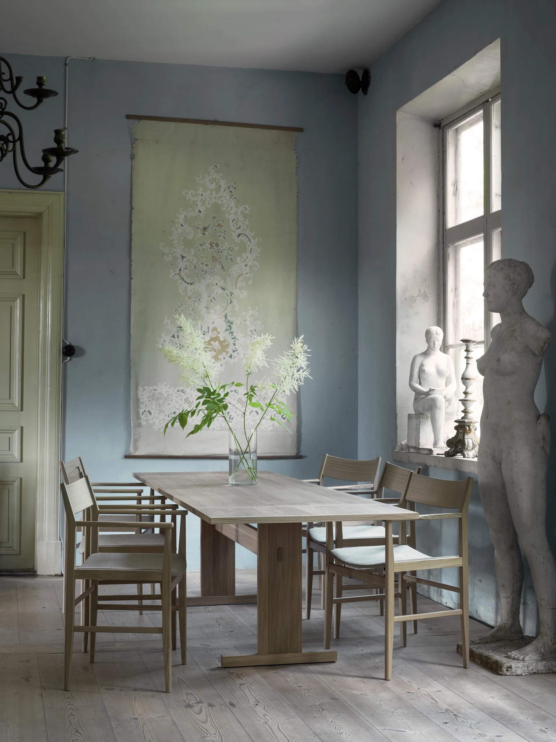 Arv eettafel 200x85 cm, Witgepigmenteerde matte gelakte eik Mavis