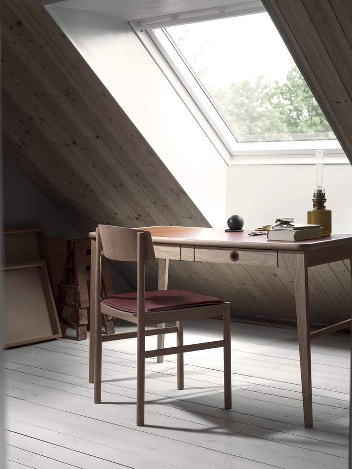 Höllviken bureau, eik witgepigmenteerd Mavis