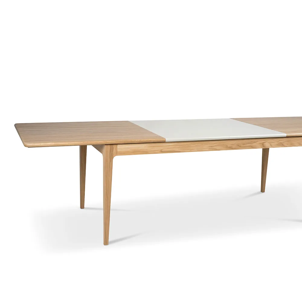 Höllviken eettafel, eiken witgepigmenteerd matte lak, 2 bladen, kalksteen á 50 cm Mavis