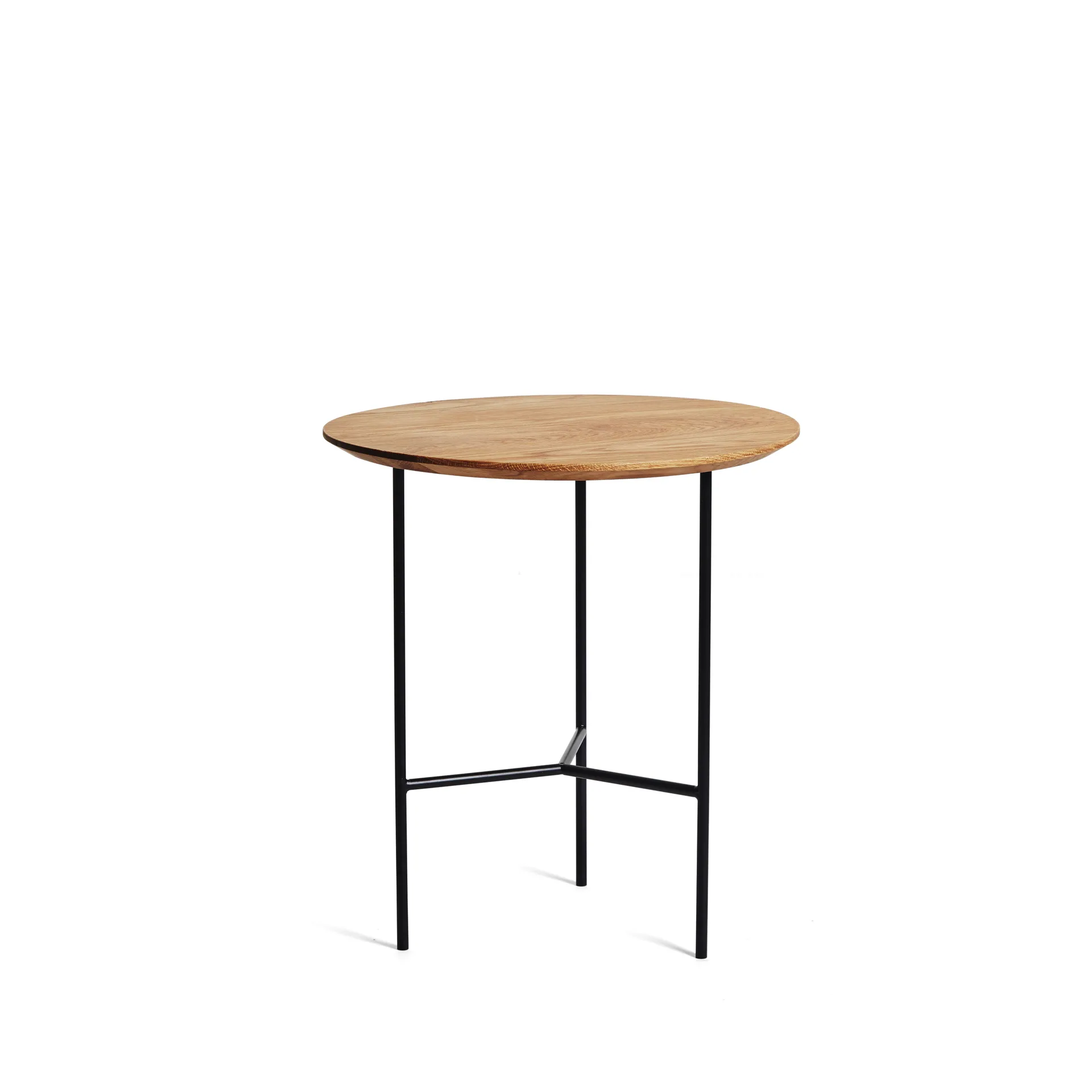 Tribeca bijzettafel, eiken olie rustiek, zwarte poten, ø47 cm Mavis