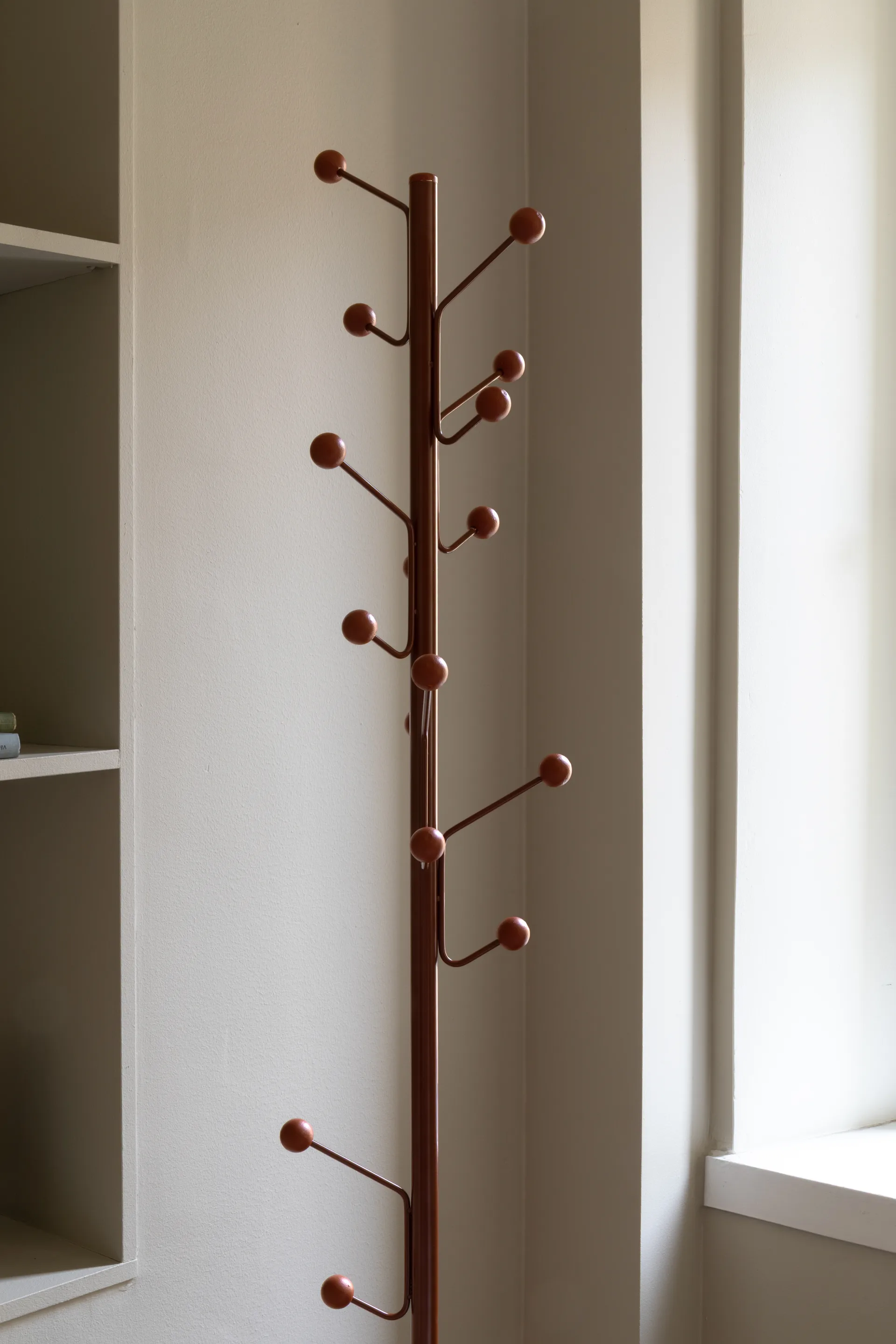 Bill Floor kapstok, Cinnamon Maze