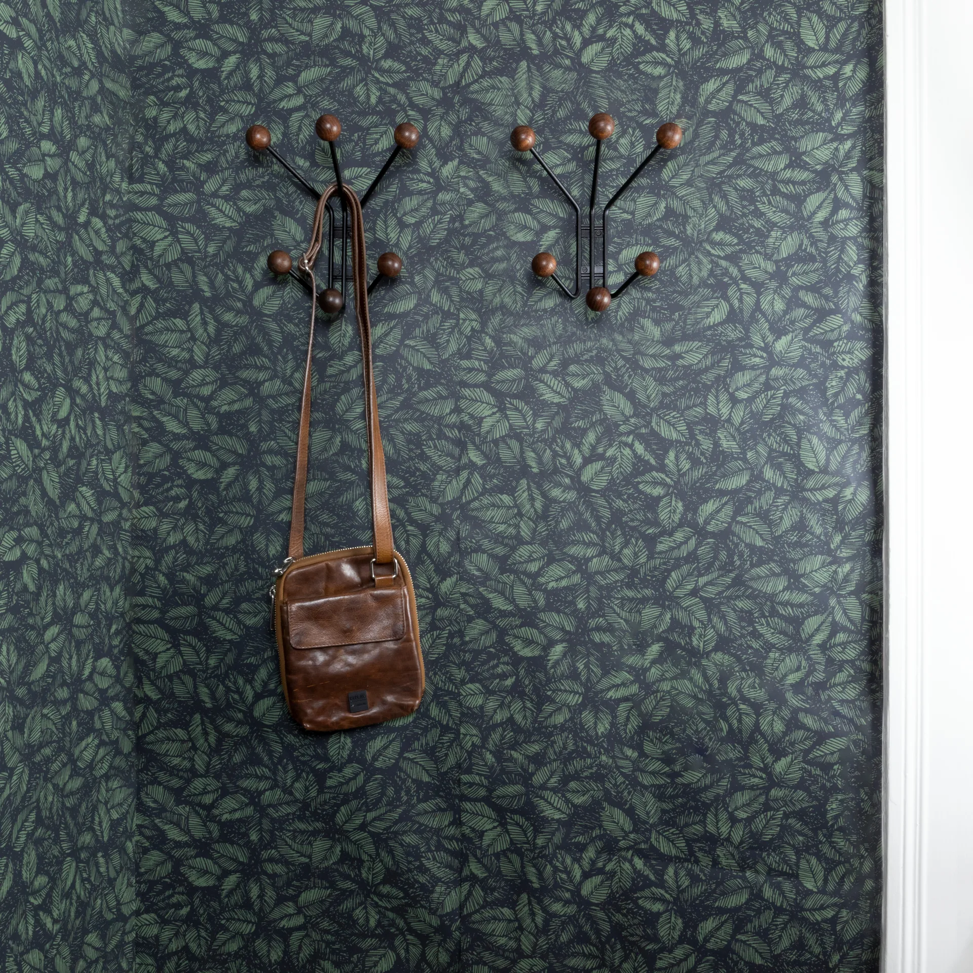 Bill XS kapstok, Zwart-donkerbruin Maze