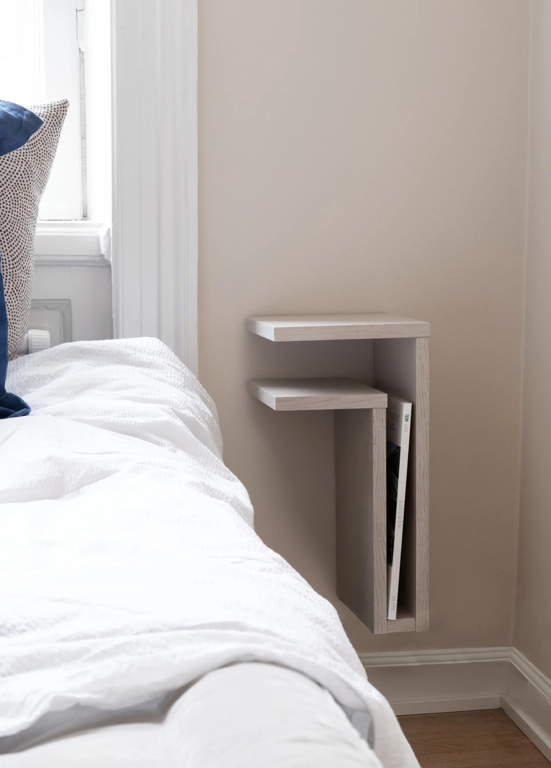 F-shelf wandplank white oak, Plank links Maze
