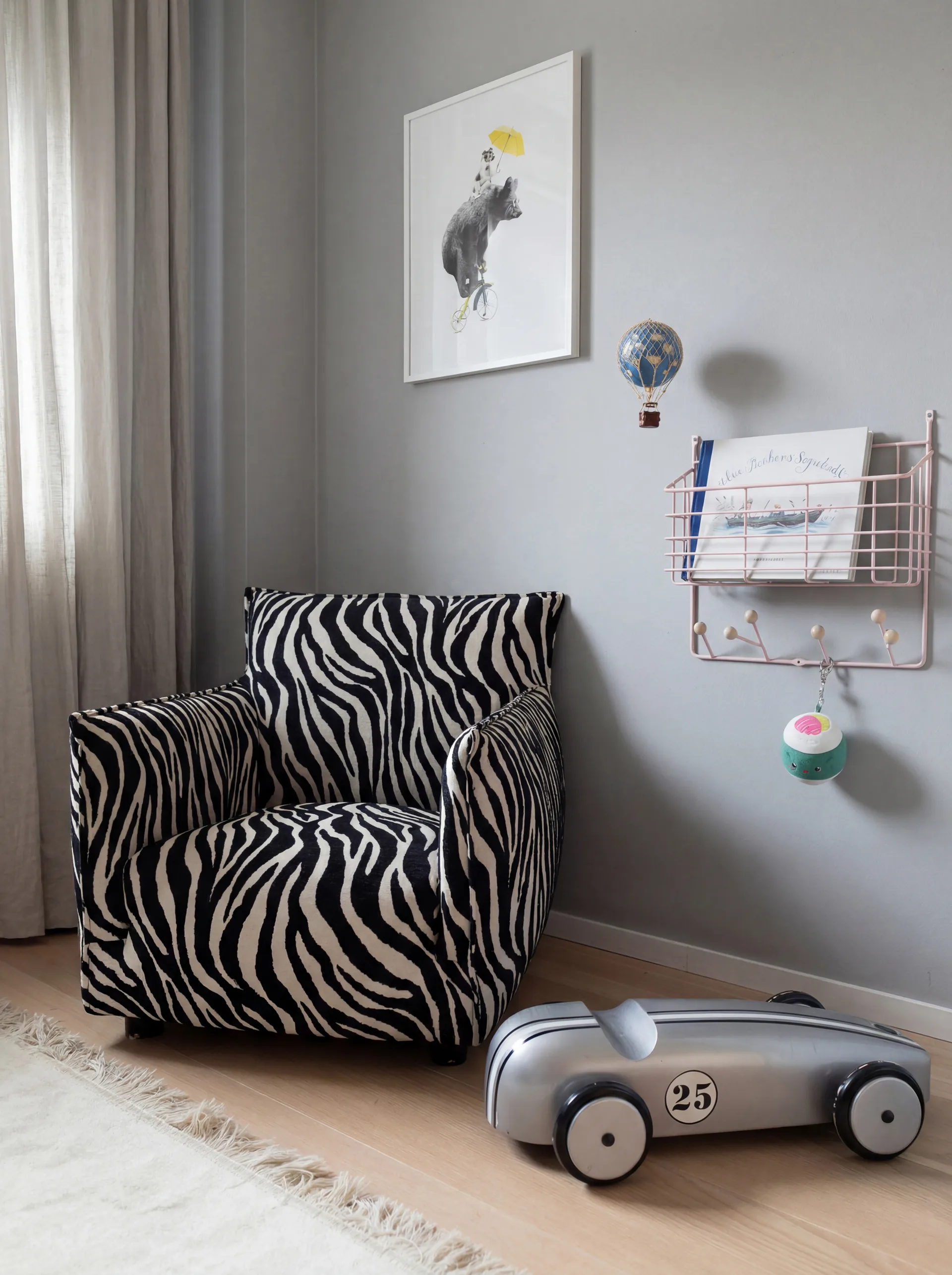 Mitten shelf plank junior, Lichtroze, 38,6x35,2x8,6 cm Maze