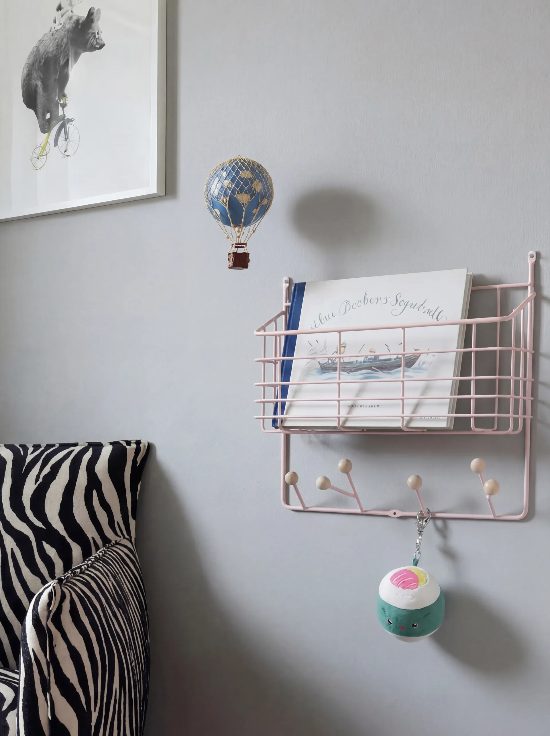 Mitten shelf plank junior, Lichtroze, 38,6x35,2x8,6 cm Maze